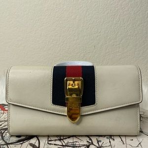 Gucci Sylvie Wallet